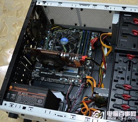 DIY装机完成后简单理线,最终机箱内部结果